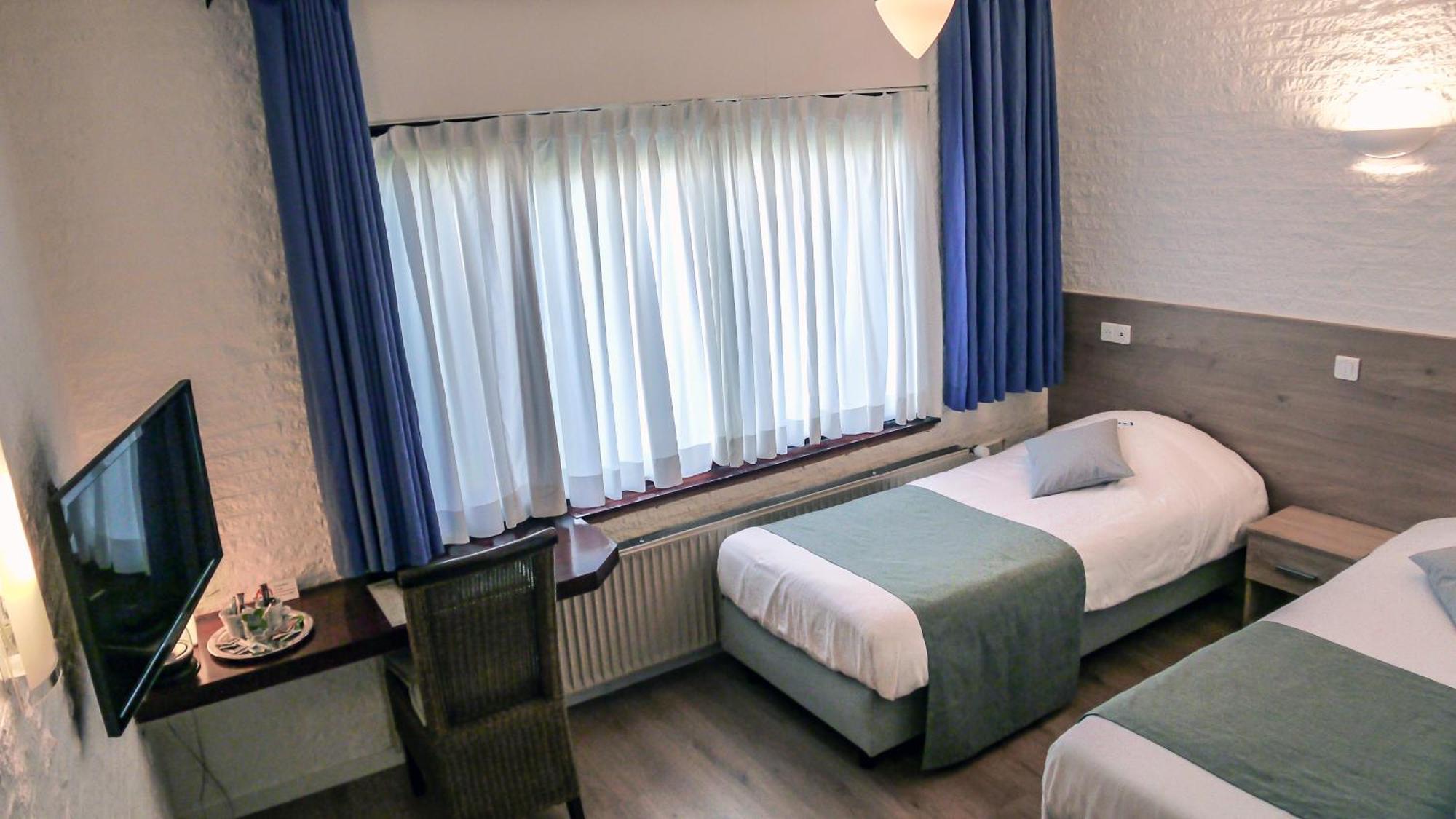 Hotel Dordrecht Exteriör bild